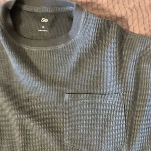 So long sleeve cropped grey top
